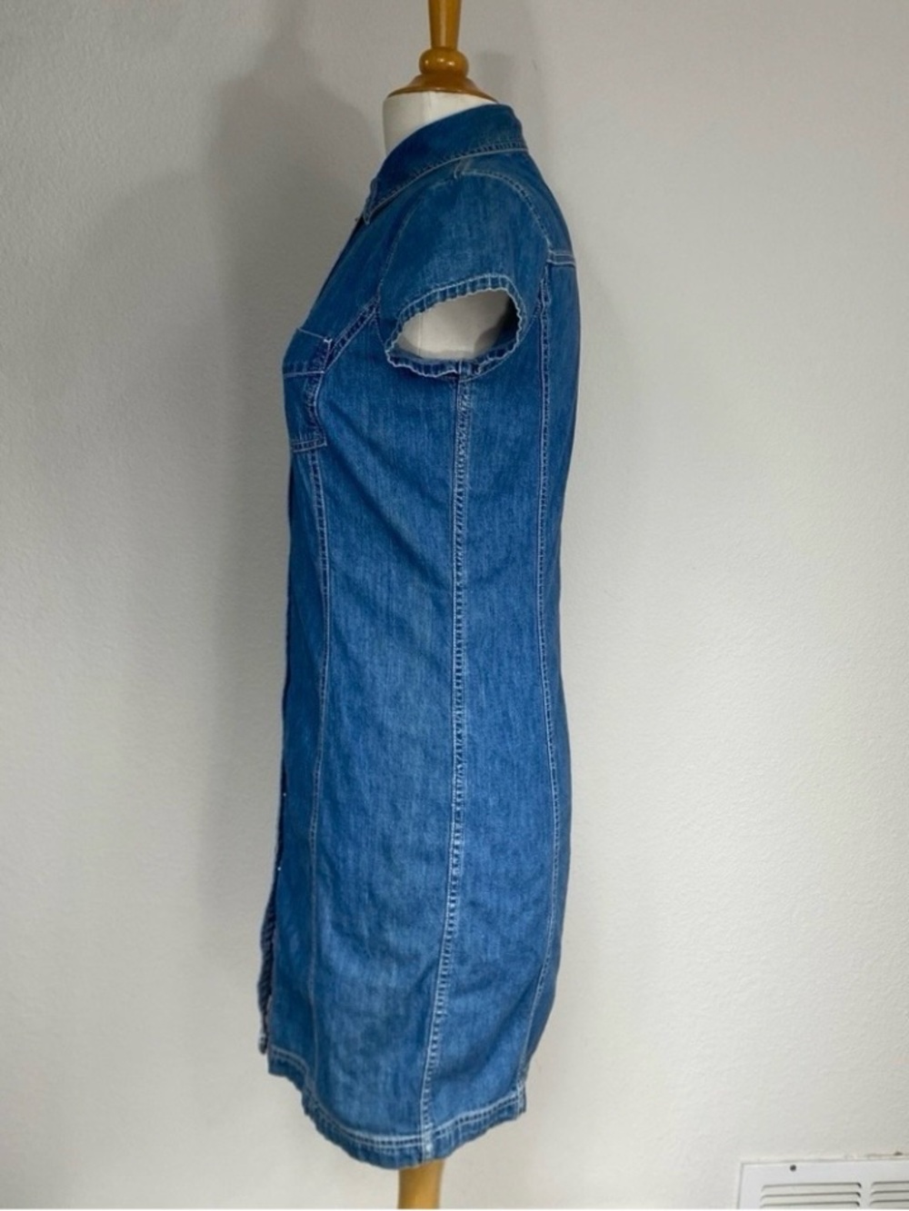 Tommy Hilfiger Women's Blue Denim Short Sleeve Button Down Dress Size 4 Western - Picture 3 of 16
